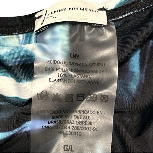 Luxury Lenny Niemeyer Bikini set. Bottom LG top M. Blue swirl design. - Picture 2 of 6